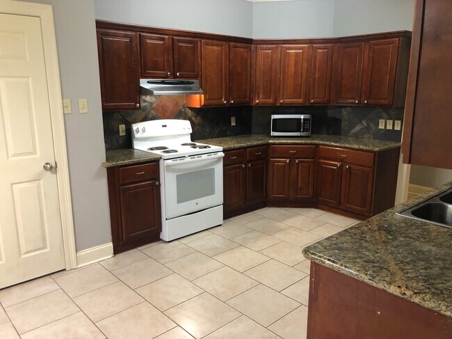 Building Photo - 38580 Red Bud Lane