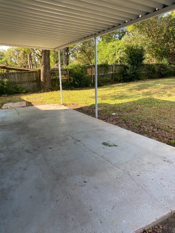 Building Photo - 3921 Sabine Ave