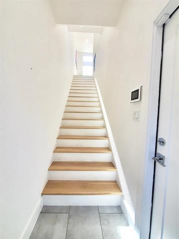 Building Photo - 4223 Delano Pl