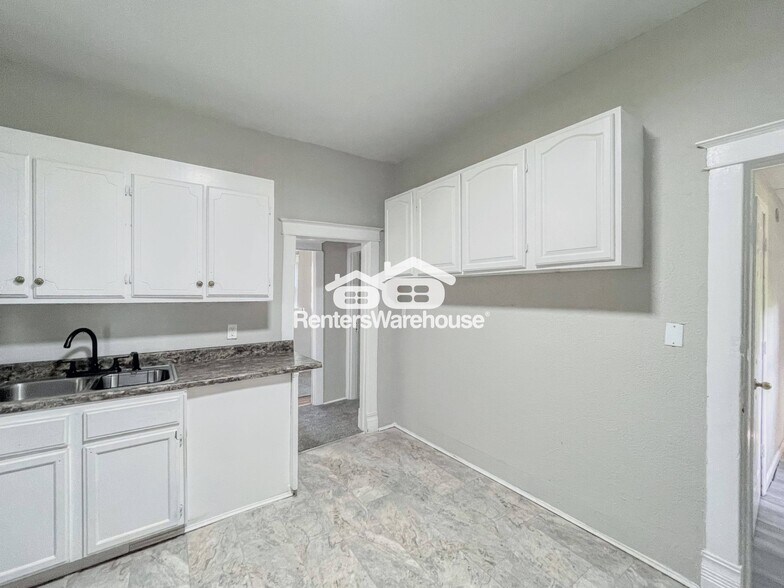 Building Photo - 1247 23rd St