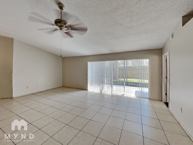 Building Photo - 11211 Sailbrooke Dr