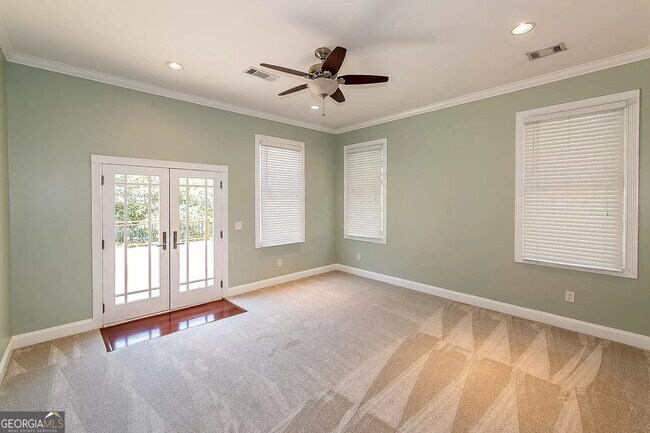 Building Photo - 1282 Monroe Dr NE