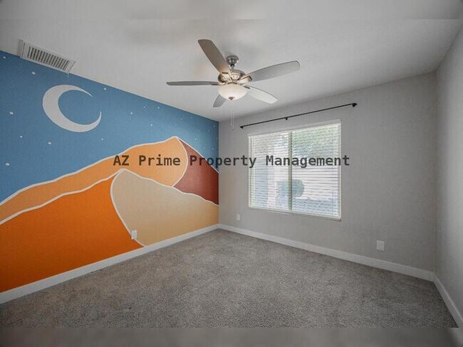Building Photo - 3715 E Sweetwater Ave