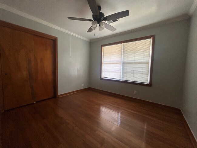 Building Photo - 7703 Wynlea St