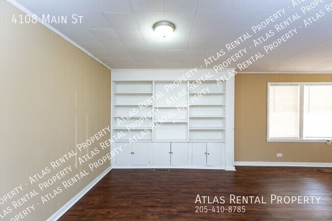 Building Photo - 4108 Main St