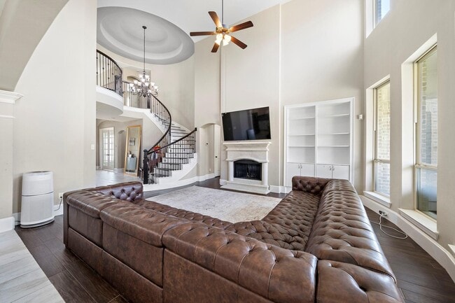Building Photo - 31041 Pecan Creek Dr