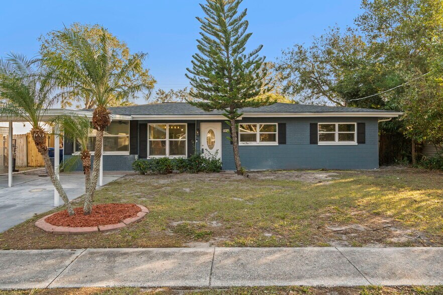 Building Photo - 3612 W Leila Ave