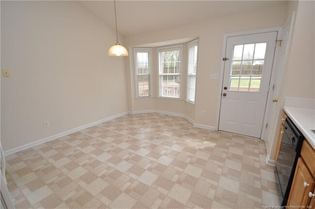 Building Photo - 701 Kavkaz St
