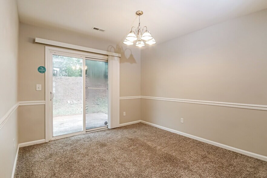 Building Photo - 5712 Falls Ridge Ln