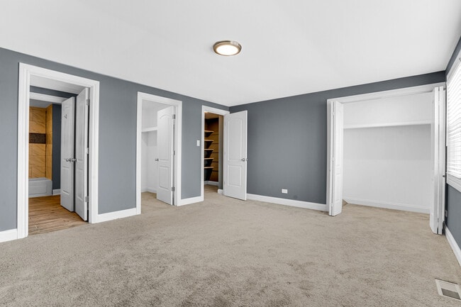 Building Photo - 2035 Stanley Ct