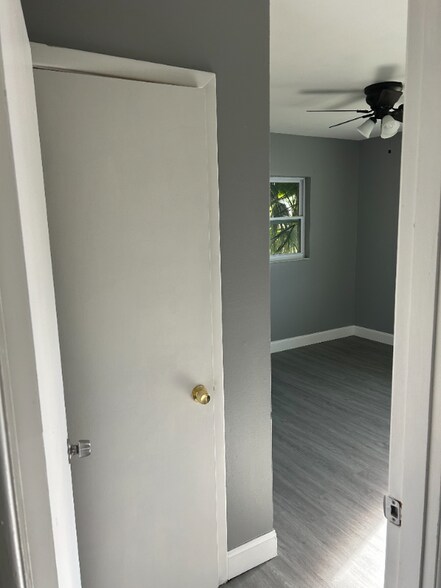 Building Photo - 7197 Quincy Ln