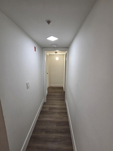 Building Photo - 12112 Saint Andrews Pl
