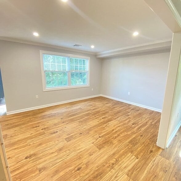 Building Photo - 344 Neponset St