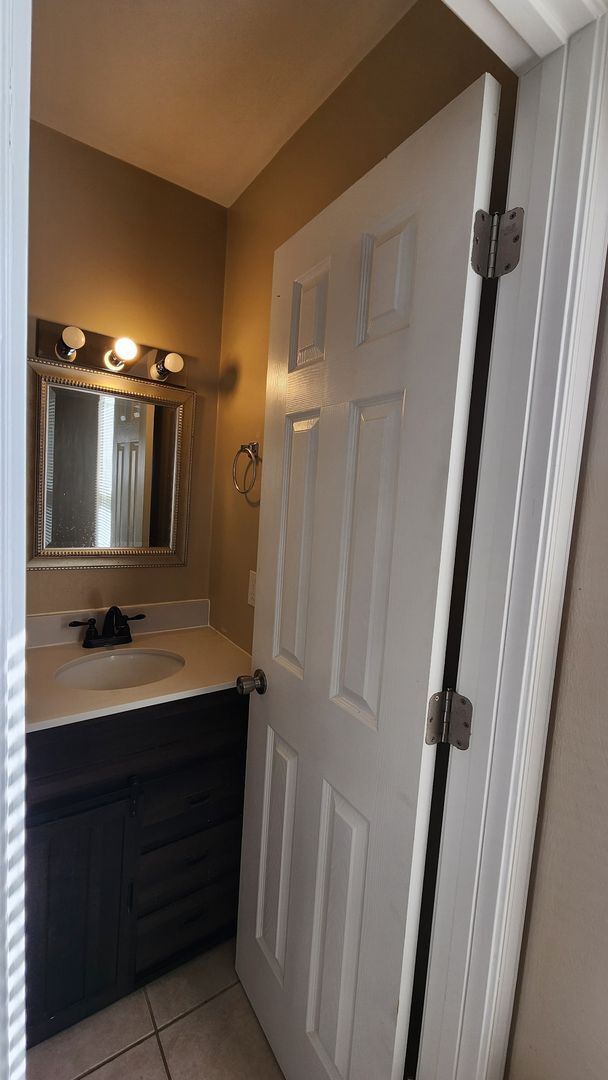 Building Photo - Rosemont Forest