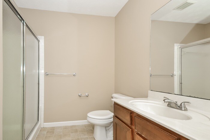 Building Photo - 613 Quail Hollow Dr
