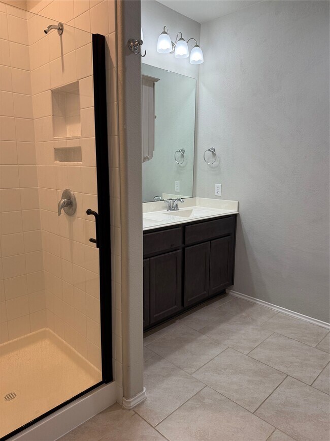 Building Photo - 4606 Terrazza Verde Dr