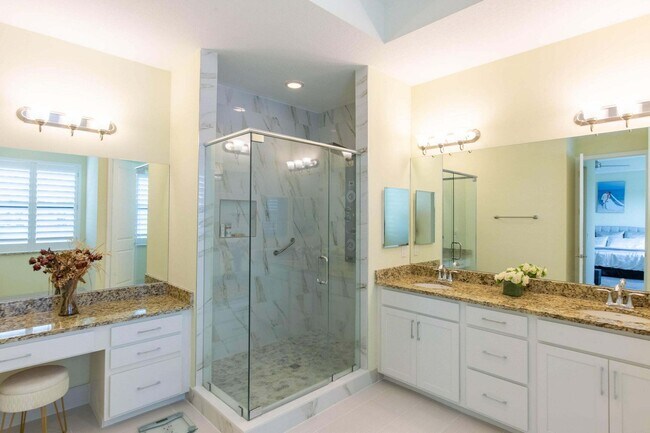 Building Photo - 7528 Moonrise Dr