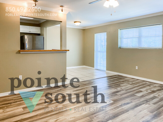 Building Photo - Bayview Terrace off Scenic Hwy!
