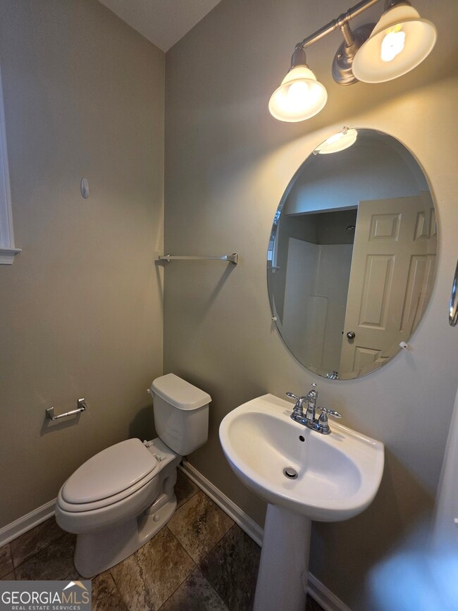 Building Photo - 46 Brookview Dr