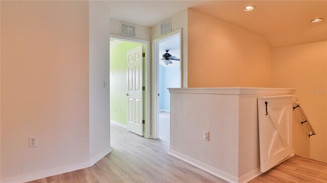 Building Photo - 16319 Bridgeglade Ln