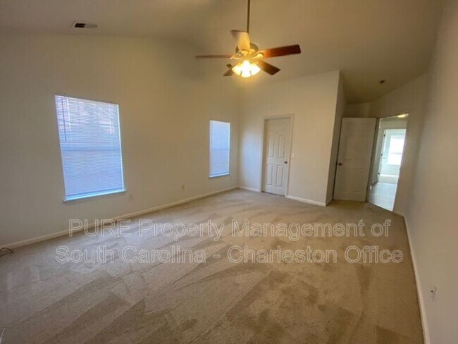 Building Photo - 1604 Ashley Ct