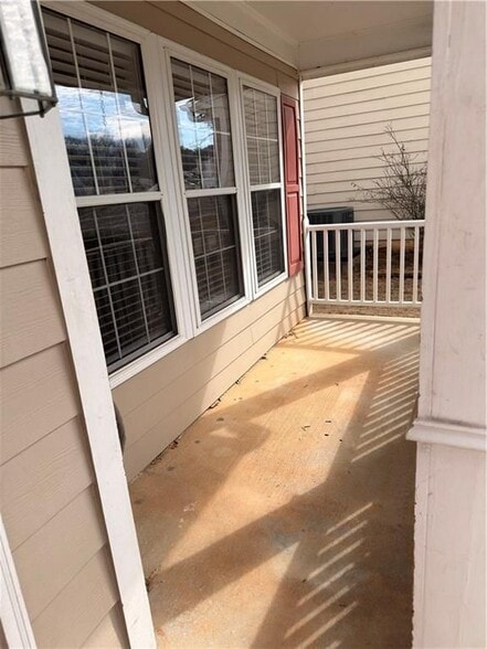 Building Photo - 3539 Benthollow Ln