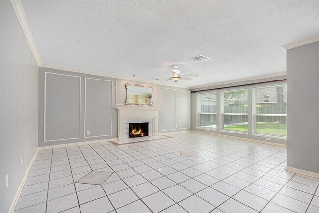 Building Photo - 4105 Pebble Beach Dr