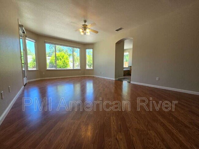 Building Photo - 10071 Wyatt Ranch Way