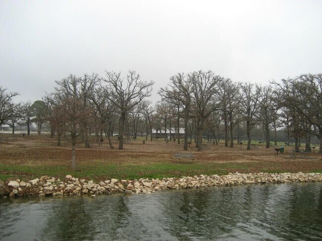 Building Photo - 169 Pine Song