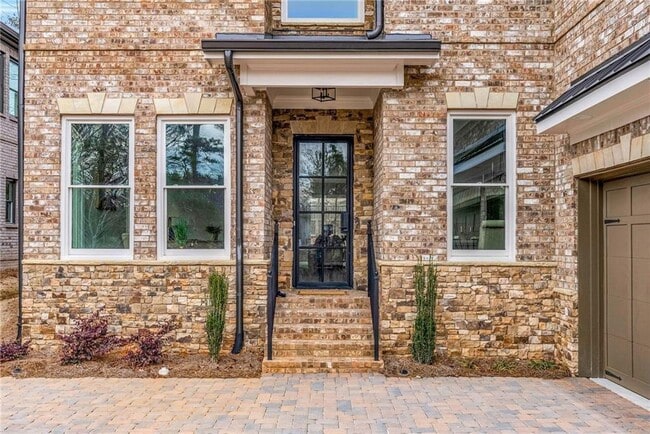 Building Photo - 909 Sunny Meadows Ln