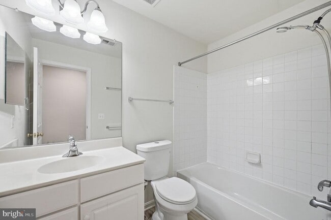 Building Photo - 6046 Smooth Stone Pl