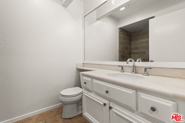 Building Photo - 6501 Bradley Pl