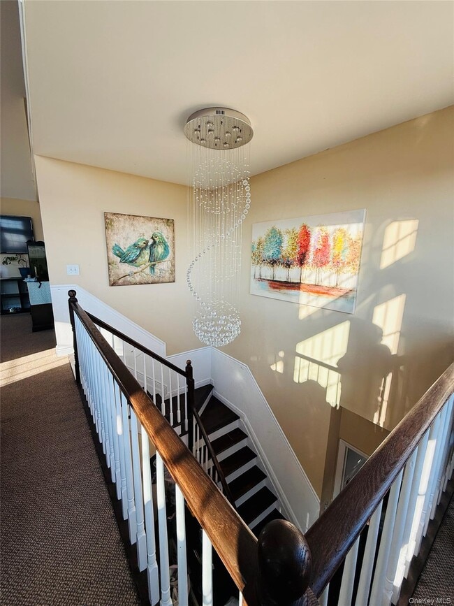 Building Photo - 26 Manhasset Dr