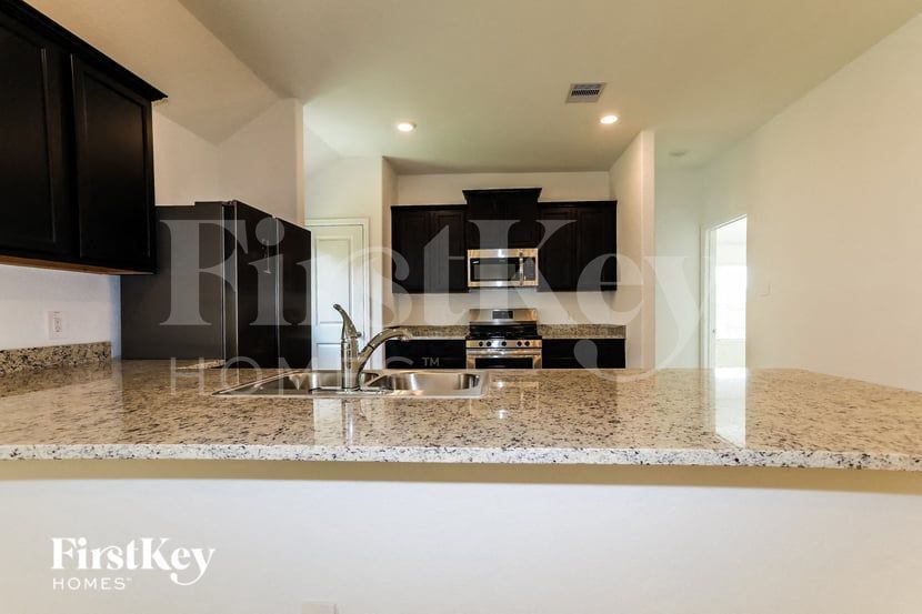 Building Photo - 18467 Cobalt Cove Ln