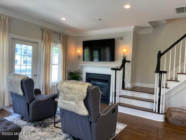 Building Photo - 505 Villa Dr