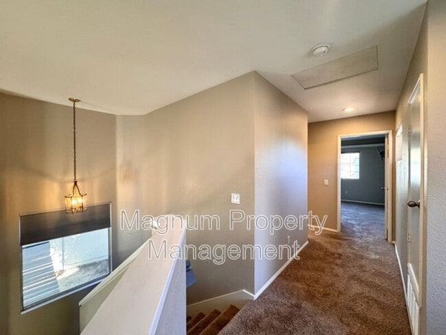 Building Photo - 40085 Temecky Way