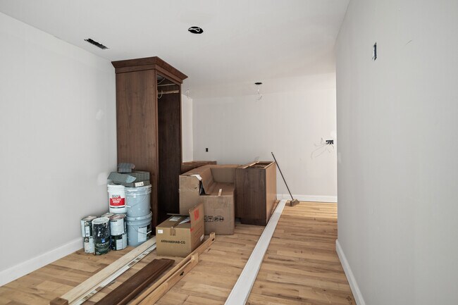 Building Photo - 3618 Graythorne Dr