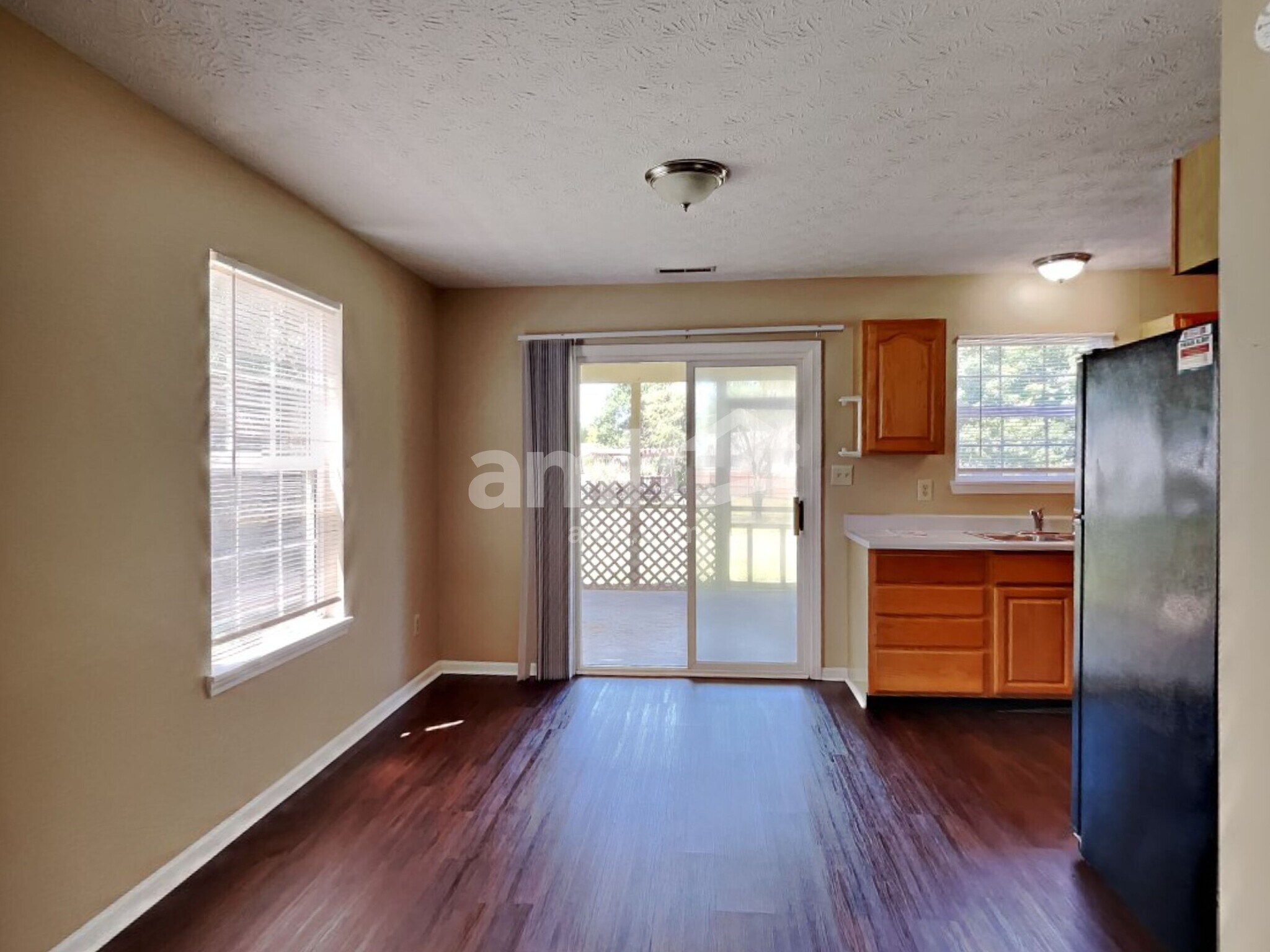 Building Photo - 1610 Winding Creek Trl