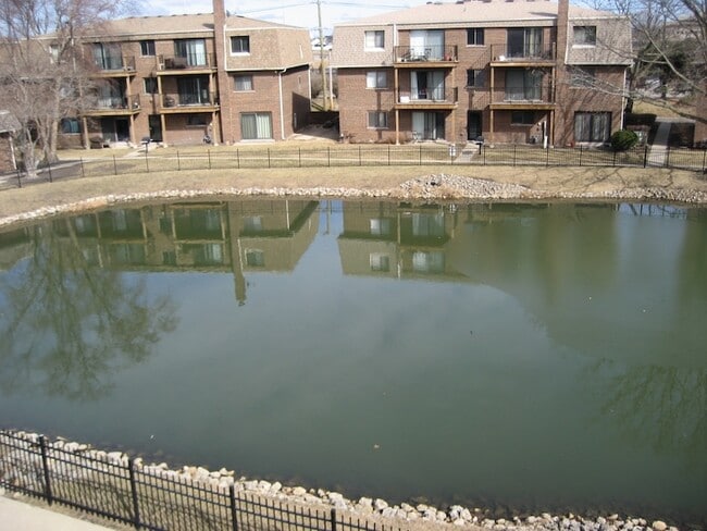 Building Photo - 1424 Carol Ct