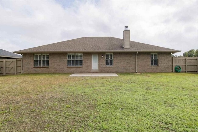 Building Photo - 8770 Kennedy Dr