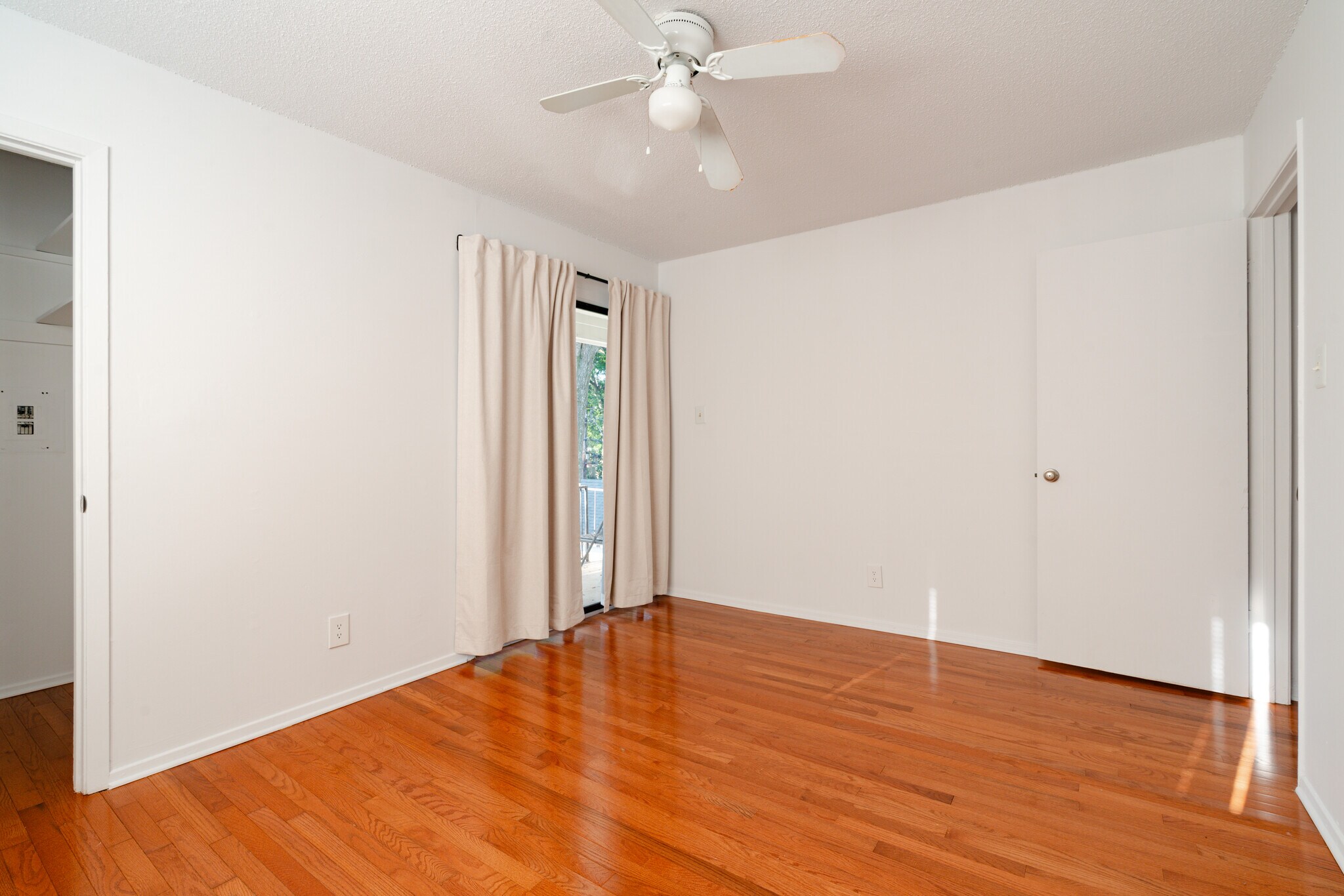 Building Photo - 1337 Vinton Ave