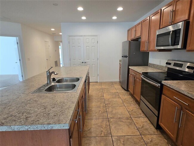 Building Photo - 2476 Addison Creek Dr