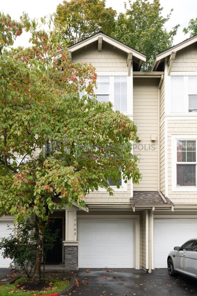 Building Photo - 2 bedroom in Issaquah WA 98027