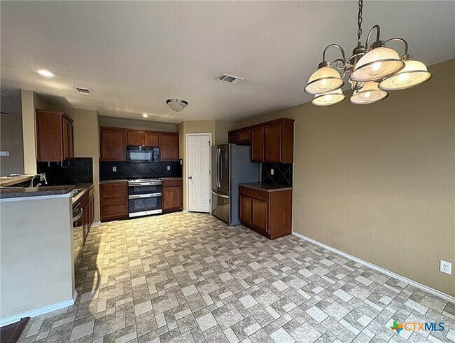 Building Photo - 2404 Griffin Dr