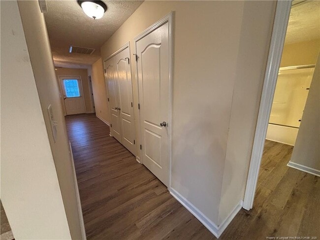 Building Photo - 2713 Whitwell Pl