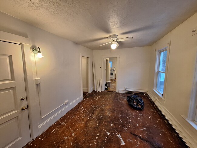 Building Photo - Morse Ave