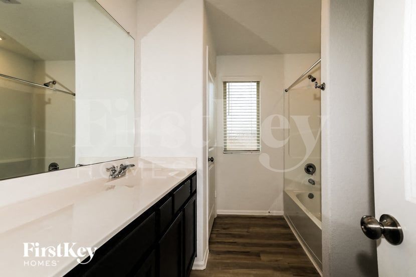 Building Photo - 18467 Cobalt Cove Ln