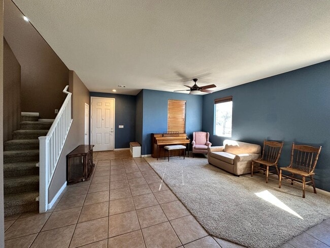 Building Photo - Furnished Beauty in Henderson