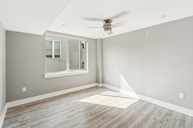 Building Photo - 1900 N 4th St