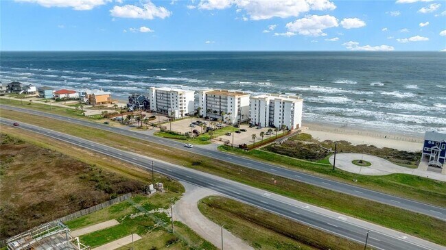Building Photo - 11947 Termini-San Luis Pass Rd